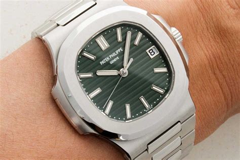 bracciale patek philippe nautilus|patek philippe guide.